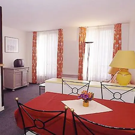 Capfun Le Saint Germain, Paris