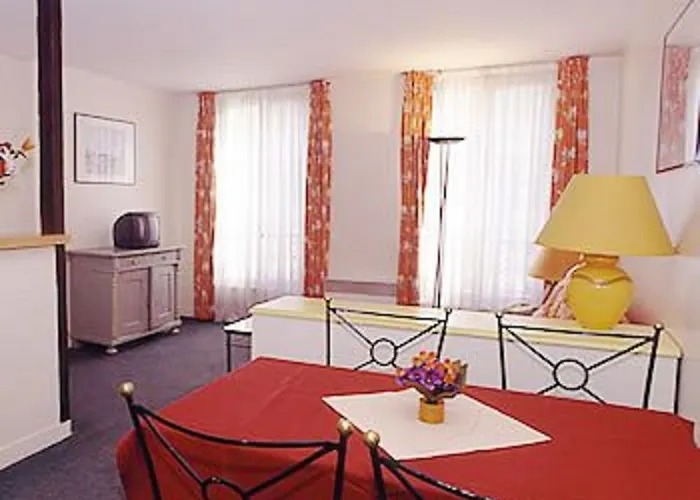 Capfun Le Saint Germain, Париж